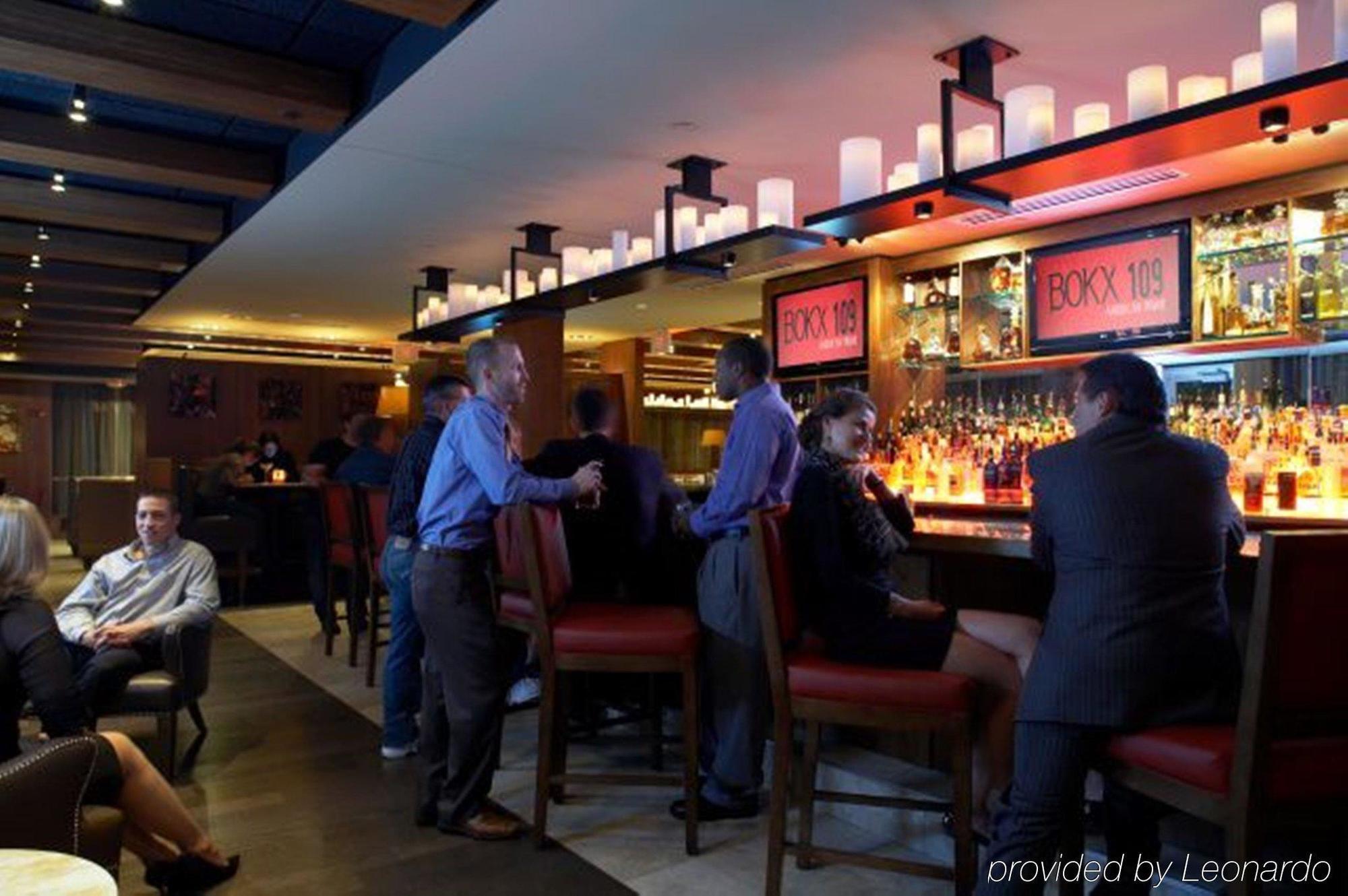 Hotel Indigo Boston - Newton Riverside מראה חיצוני תמונה