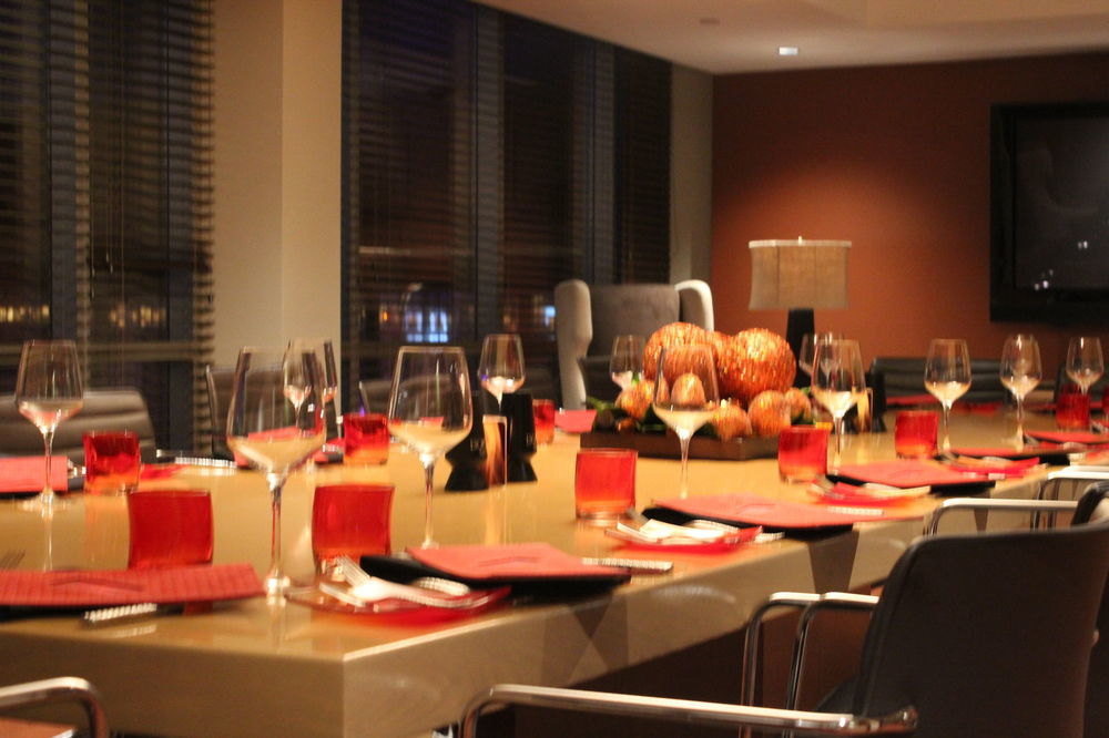 Hotel Indigo Boston - Newton Riverside מראה חיצוני תמונה